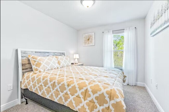Foto del edificio - 7597 Shadow Lake Dr