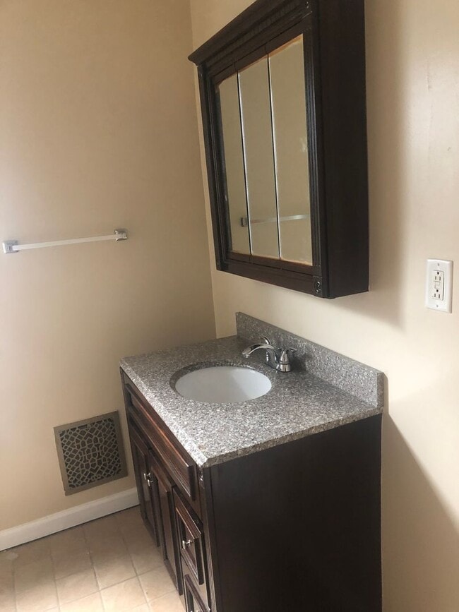 Foto del edificio - Fabulous 3 bedroom within walking distance to  the Brandywine zoo!