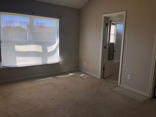 Foto del edificio - Lovely ranch home in Madison! Coming Soon