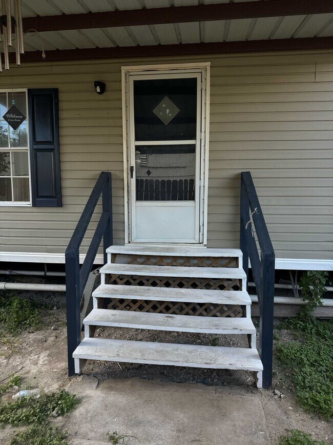 Foto del edificio - 14004 Duncum St