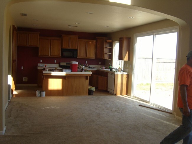 Building Photo - 674 Chandon Dr