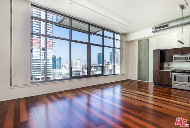 Foto del edificio - 1100 S Hope St