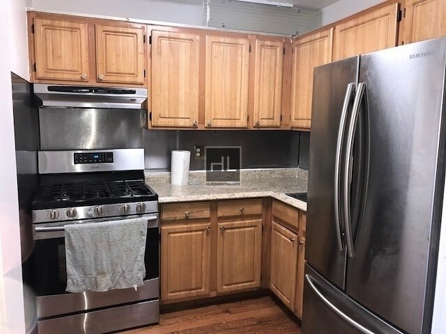 Primary Photo - 22 N Portland Ave