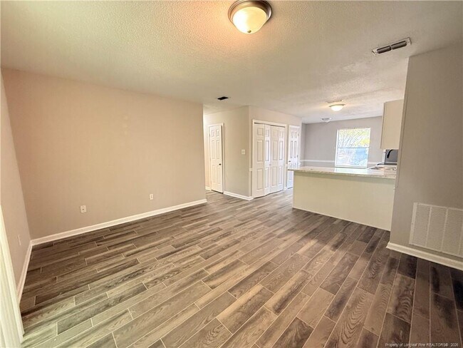 Foto del edificio - 4061 Professional Dr