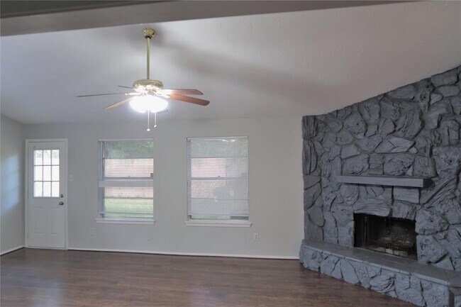 Foto del edificio - 10330 Rancho Bernardo Ln