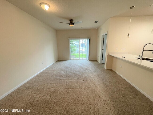Building Photo - 4958 Key Lime Dr