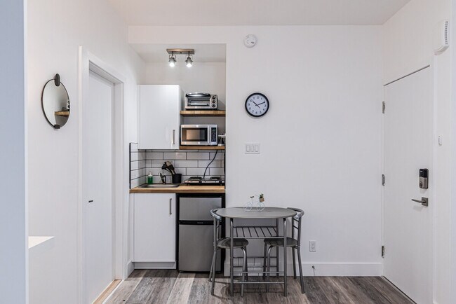 Photo du bâtiment - 1439 Rue Saint-André