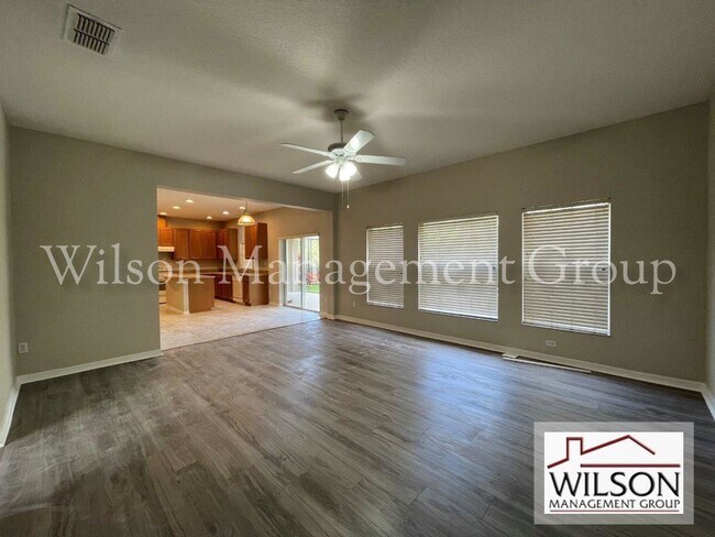 Foto del edificio - 5 br, 3 bath House - 1232 Willow Branch Drive