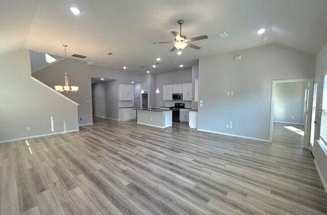 Building Photo - 913 Cobalt Dr