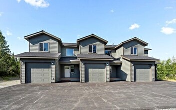 Building Photo - 2251 Ridgewood Dr