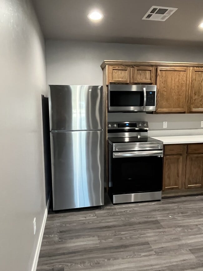 Foto del edificio - 211 S Ash Ave