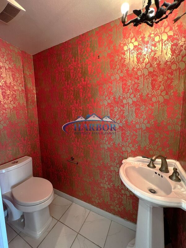 Foto del edificio - 32303 Phantom Dr