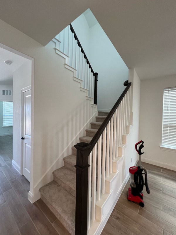 Building Photo - 296 Redonda Dr