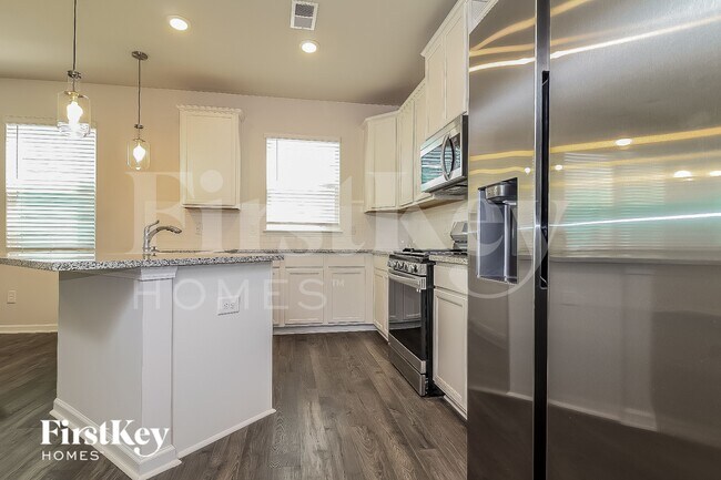 Foto del edificio - 310 Ashborne Ln