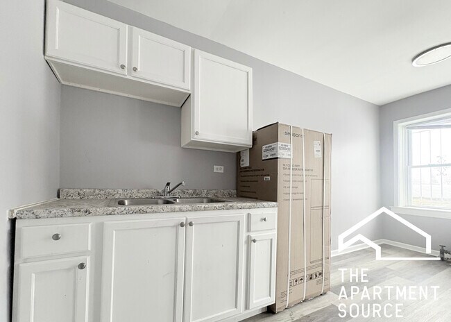 Foto del edificio - 6226 S Western Ave