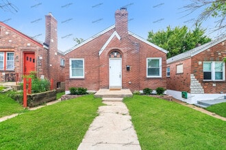 Building Photo - 3220 Liberty St