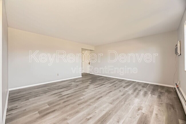 Foto del edificio - 1280 Zephyr St