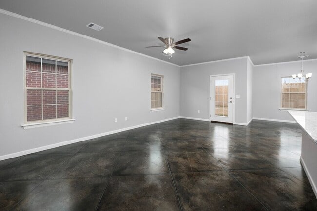 Building Photo - Stunning New 4/2 Single Family Homes