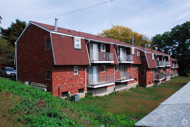 Pompton Lakes Apartments