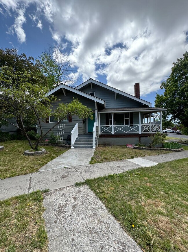 Foto del edificio - 3 bed 2.5 bath near Pacific Terrace