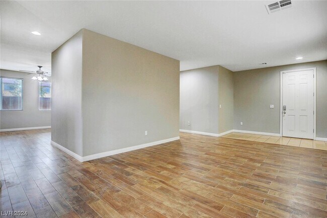 Building Photo - 2132 LeatherBridge Ct