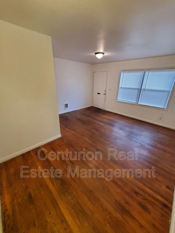 Foto del edificio - 384 17th St SE