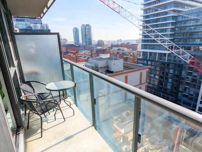 Building Photo - 39 Sherbourne St