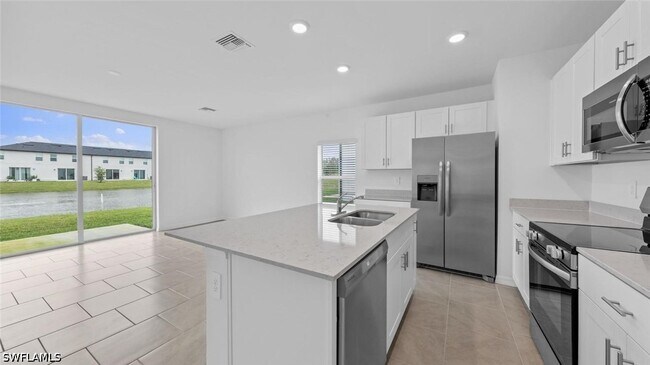 Building Photo - 17524 Paradiso Wy