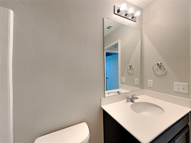 Foto del edificio - 1448 Vernon Dr