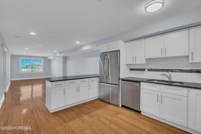 Foto del edificio - 1136 Ocean Ave