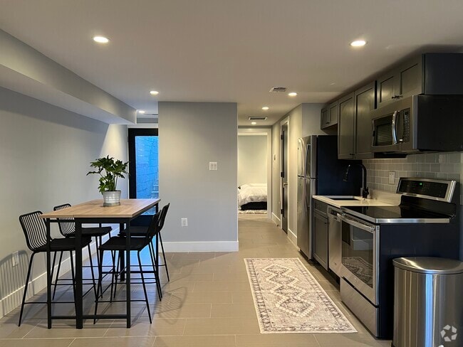 Building Photo - 2108 Flagler Pl NW
