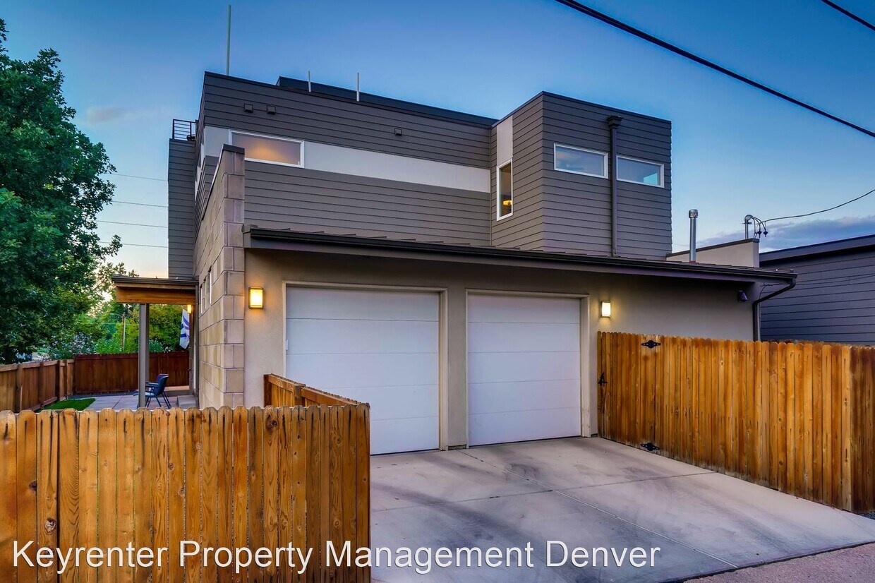 Primary Photo - 3 br, 2.5 bath House - 3870 Shoshone St