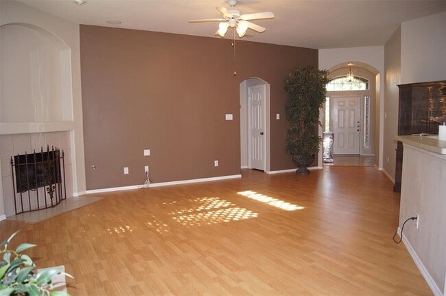 Building Photo - 11903 Belle Ct