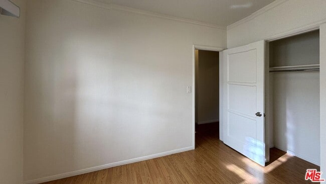 Foto del edificio - 1623 S Bundy Dr