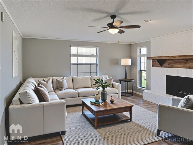 Building Photo - 405 Stoneybrook Dr