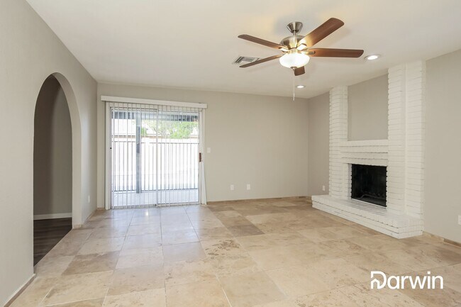 Building Photo - 7426 W Jenan Dr, Peoria, AZ 85345