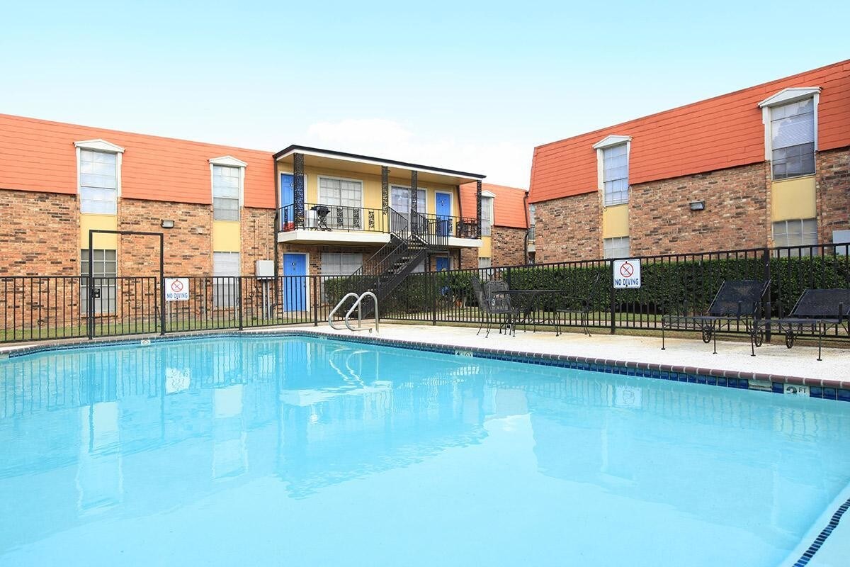Marina Club Apartments Baytown, TX