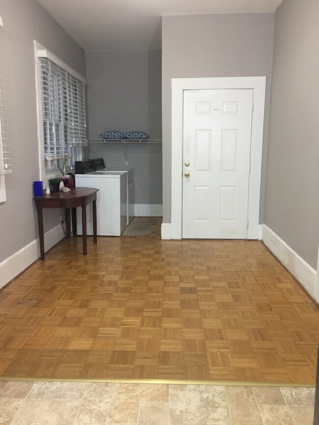 Foto del edificio - 760 Monroe Dr NE