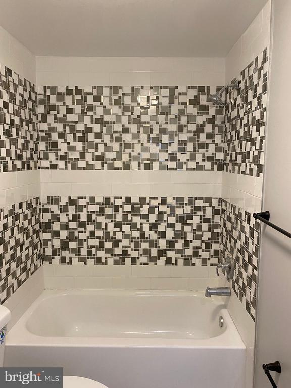 Foto del edificio - 4663 Umbria St