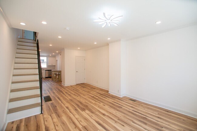 Foto del edificio - Renovated South Philadelphia Rowhome