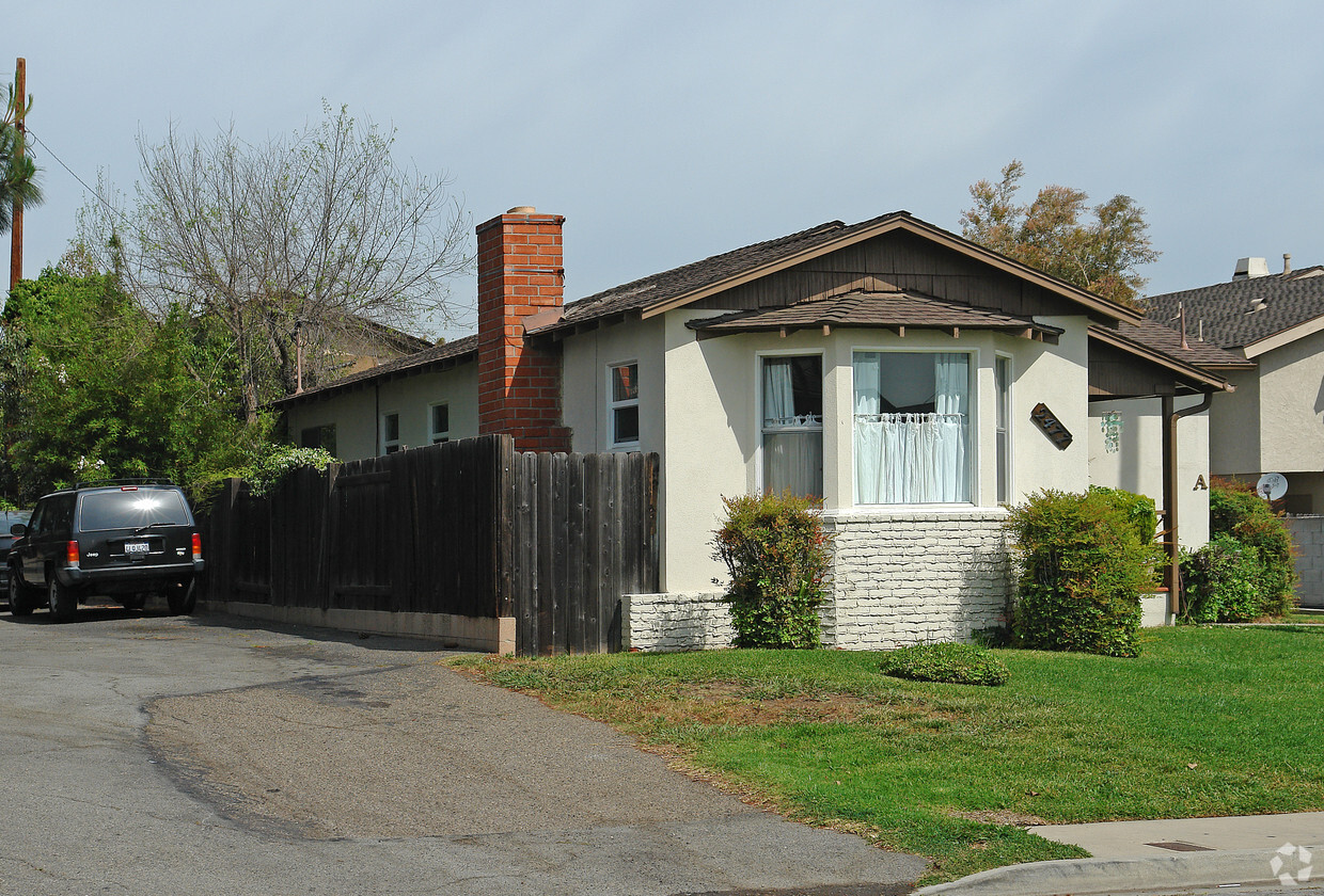 Building Photo - 2477 Elden Ave
