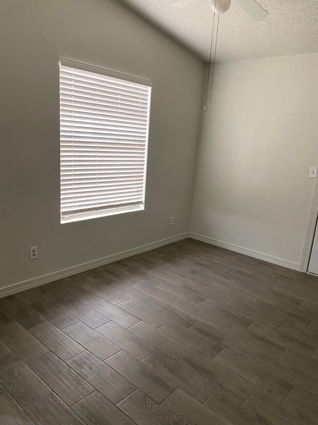 ÁREA DE COCINA - 2629 Red Sails Dr