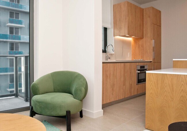 Foto del edificio - 11 NE 6th St