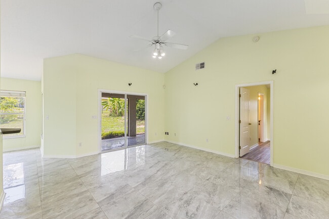 Foto del edificio - 9525 White Sand Ct