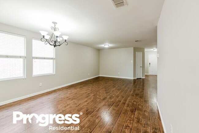 Building Photo - 1605 Rialto Way