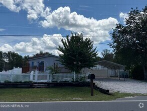 Building Photo - 822 Dawn Ave