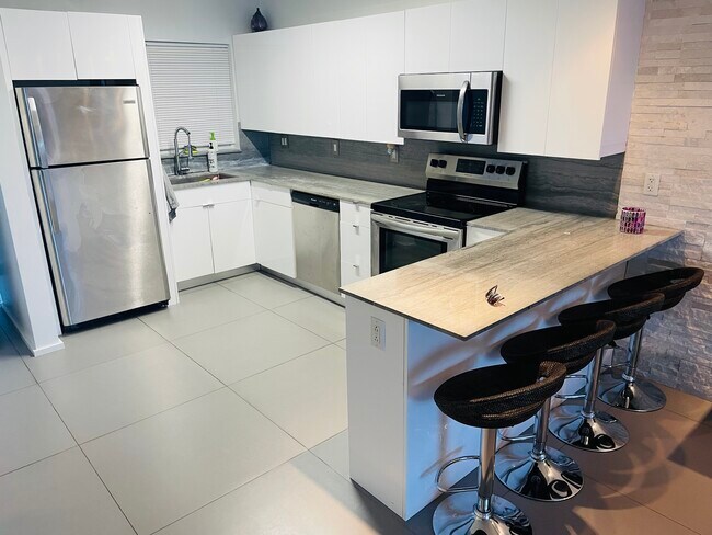 Foto del edificio - 1331 Lincoln Rd