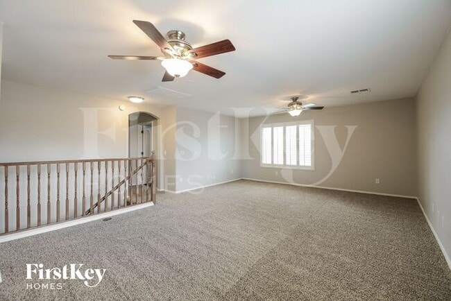 Building Photo - 14331 N 145th Dr