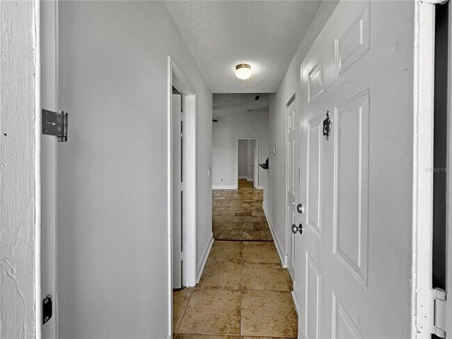 Building Photo - 708 Secret Harbor Ln