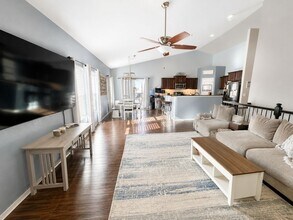 Building Photo - 10692 McGahan Dr